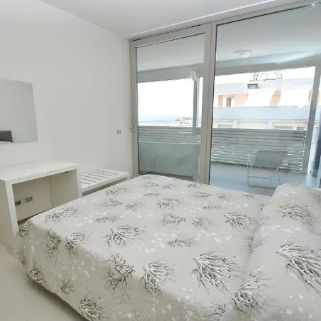 Fuer 6 Personen Ca 90 Qm In Gallipoli, Apulien Provinz Lecce Apartment *